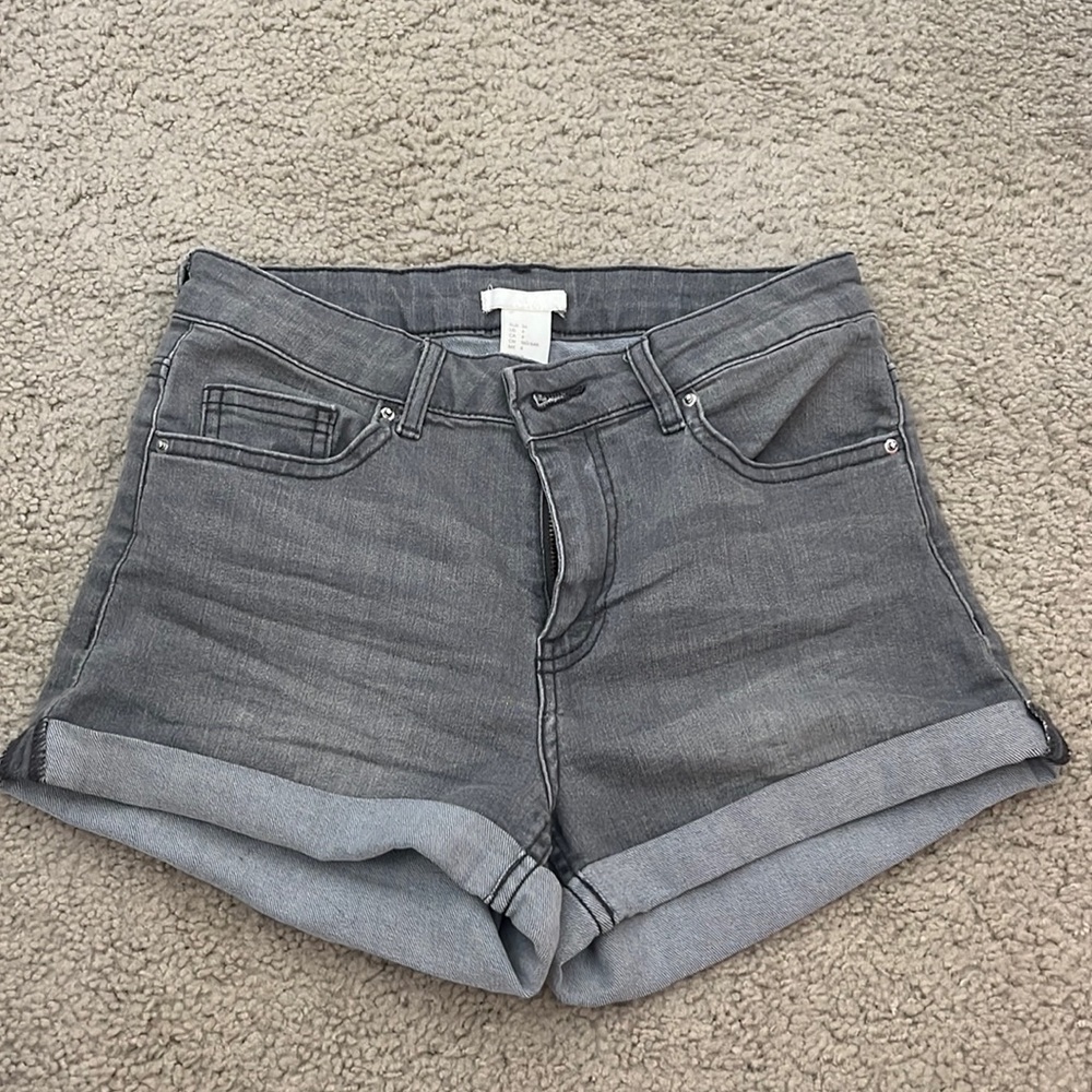 H&M High rise jean shorts